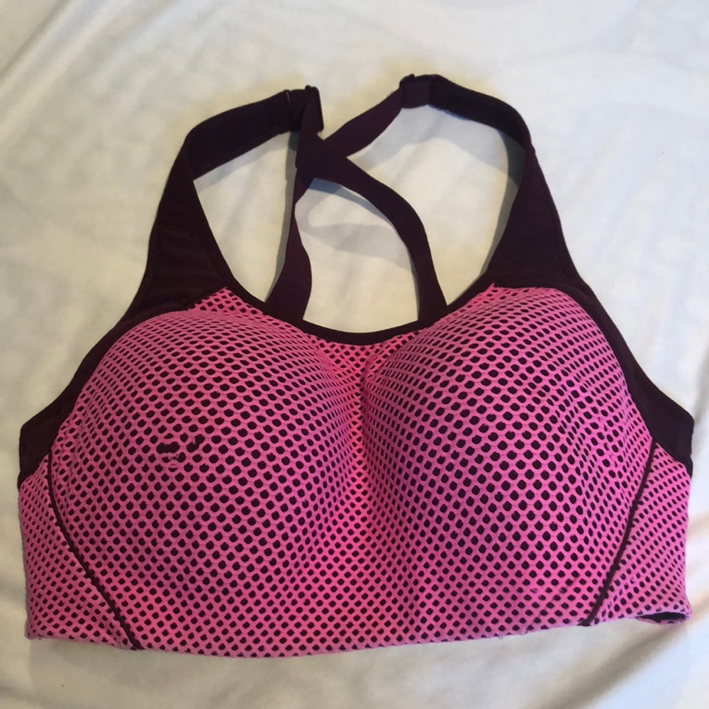 Victoria Secret sports bra